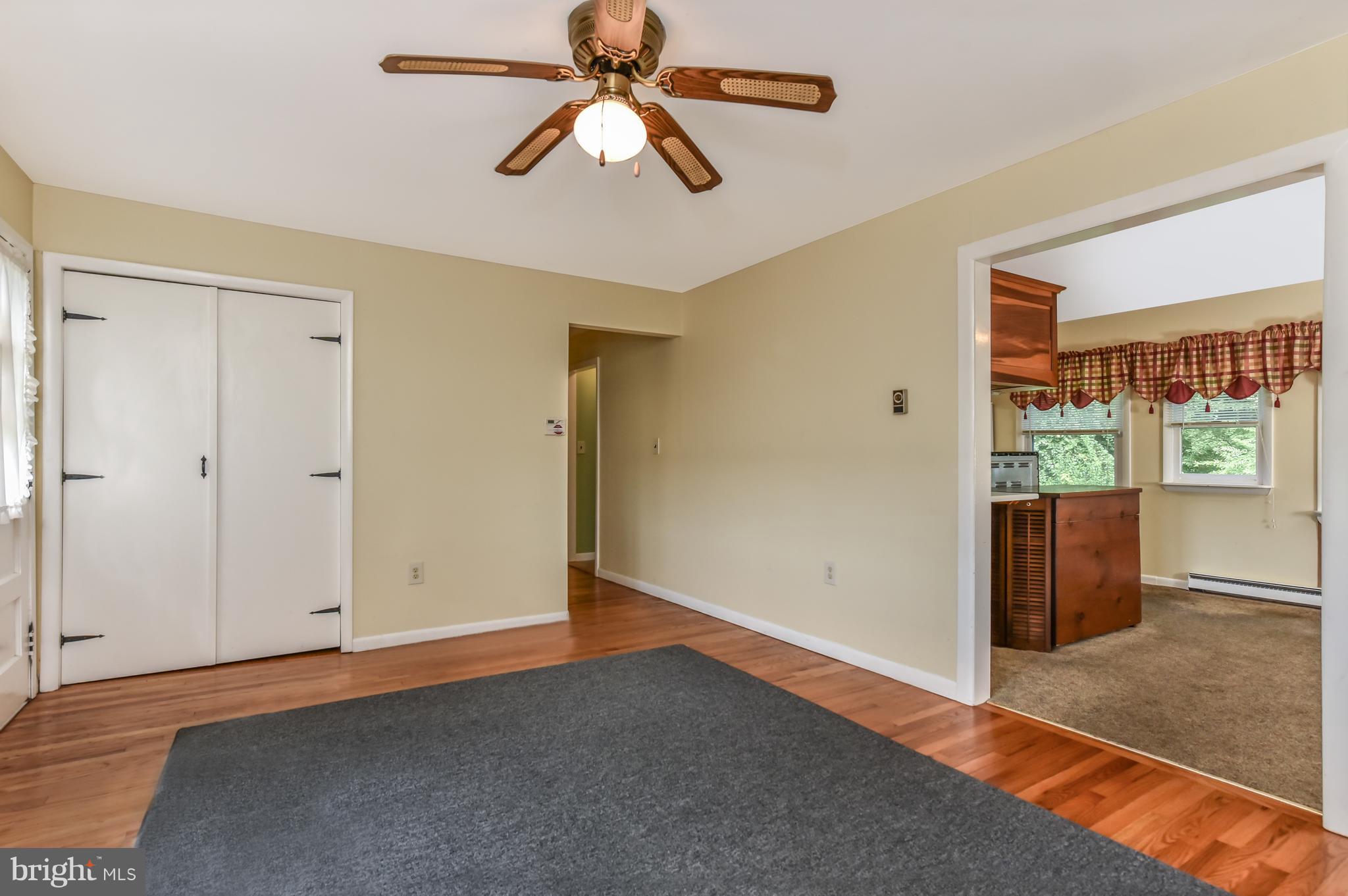 255 Woods Road Elkton, MD 21921 - Photo 4 of 26 Living Room