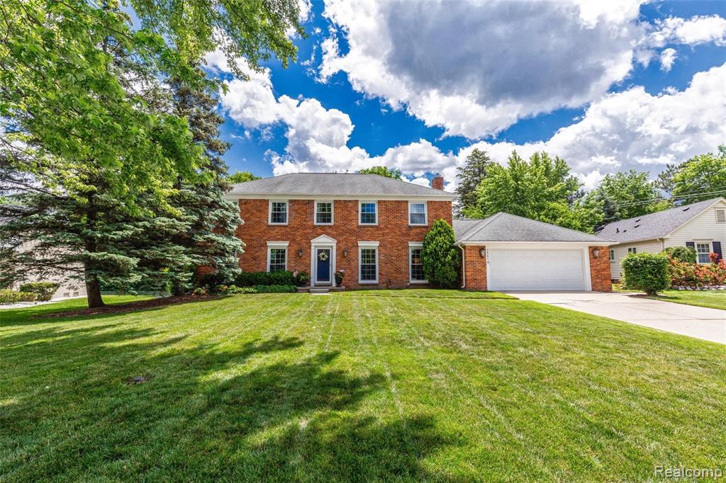 35819 Johnstown Road Farmington Hills, MI 48335 - Photo 2 of 66