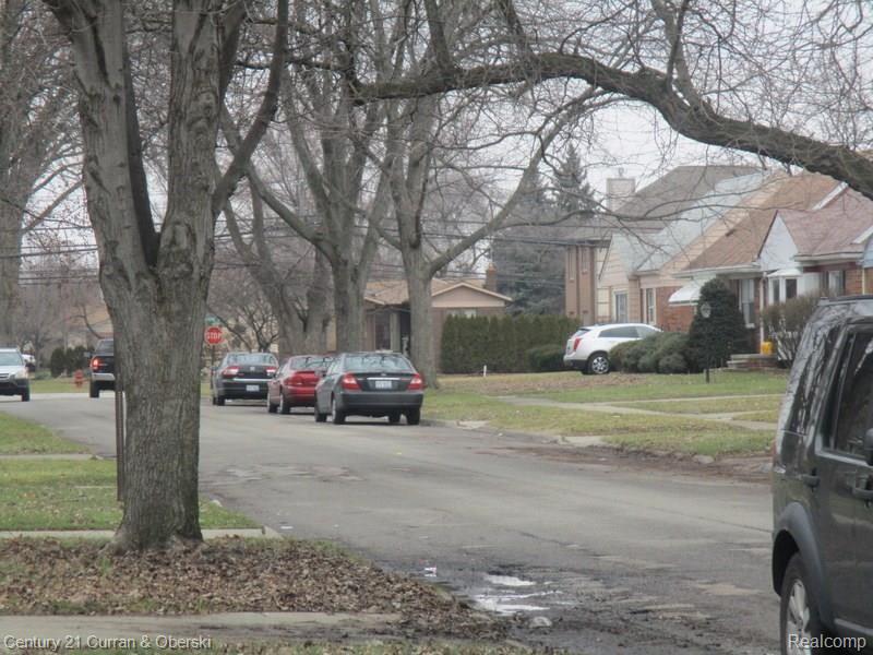 192 Amherst Street Inkster, MI 48141 - Photo 32 of 36 IMG_0434.JPG