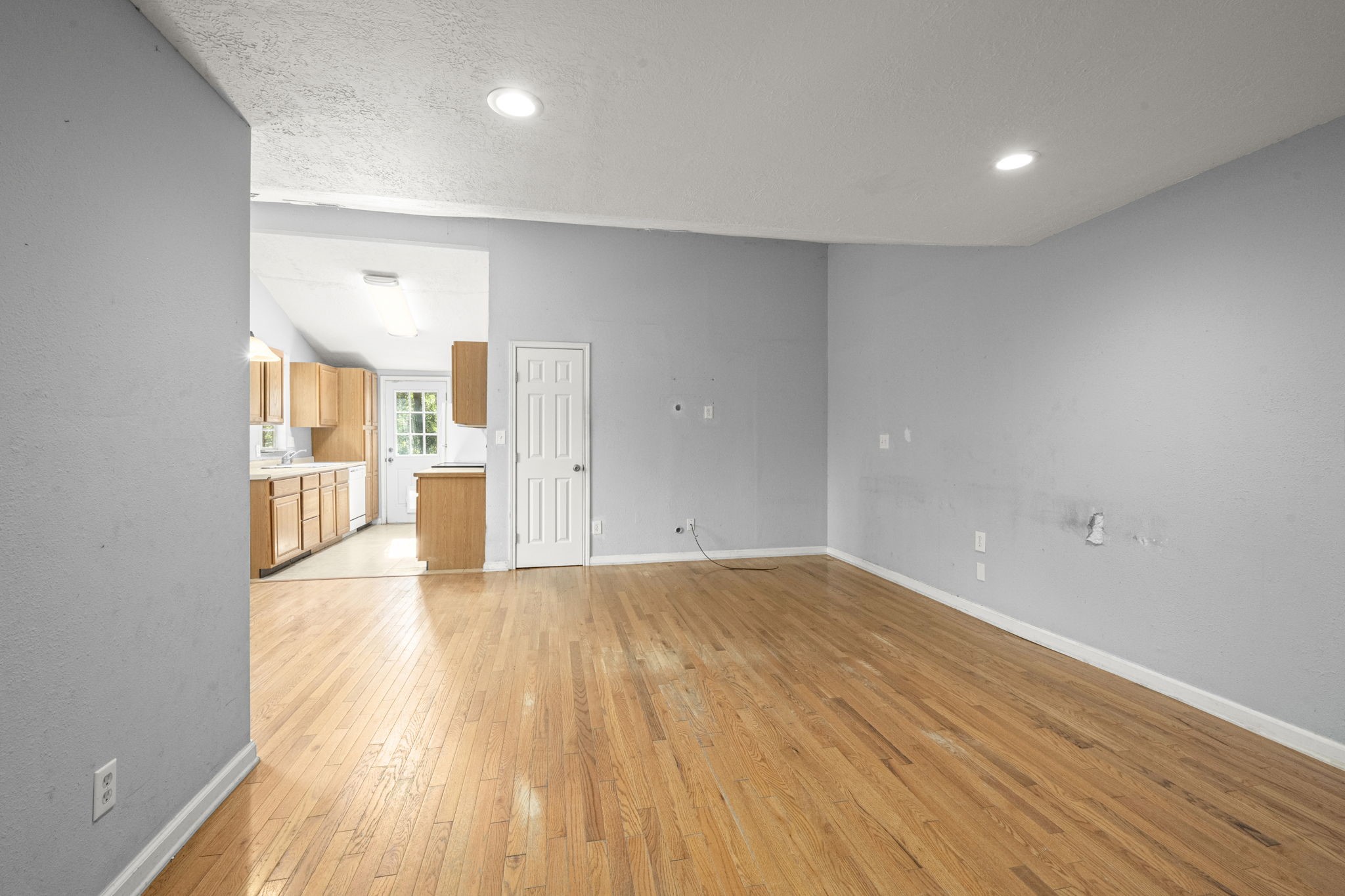 12991 Royal Creek Road Conroe, TX 77303 - Photo 14 of 42