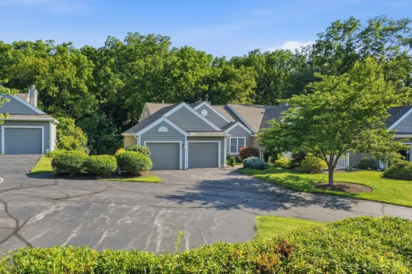 $499,900 | 7924 Barharbor Drive, Cincinnati, OH 45255