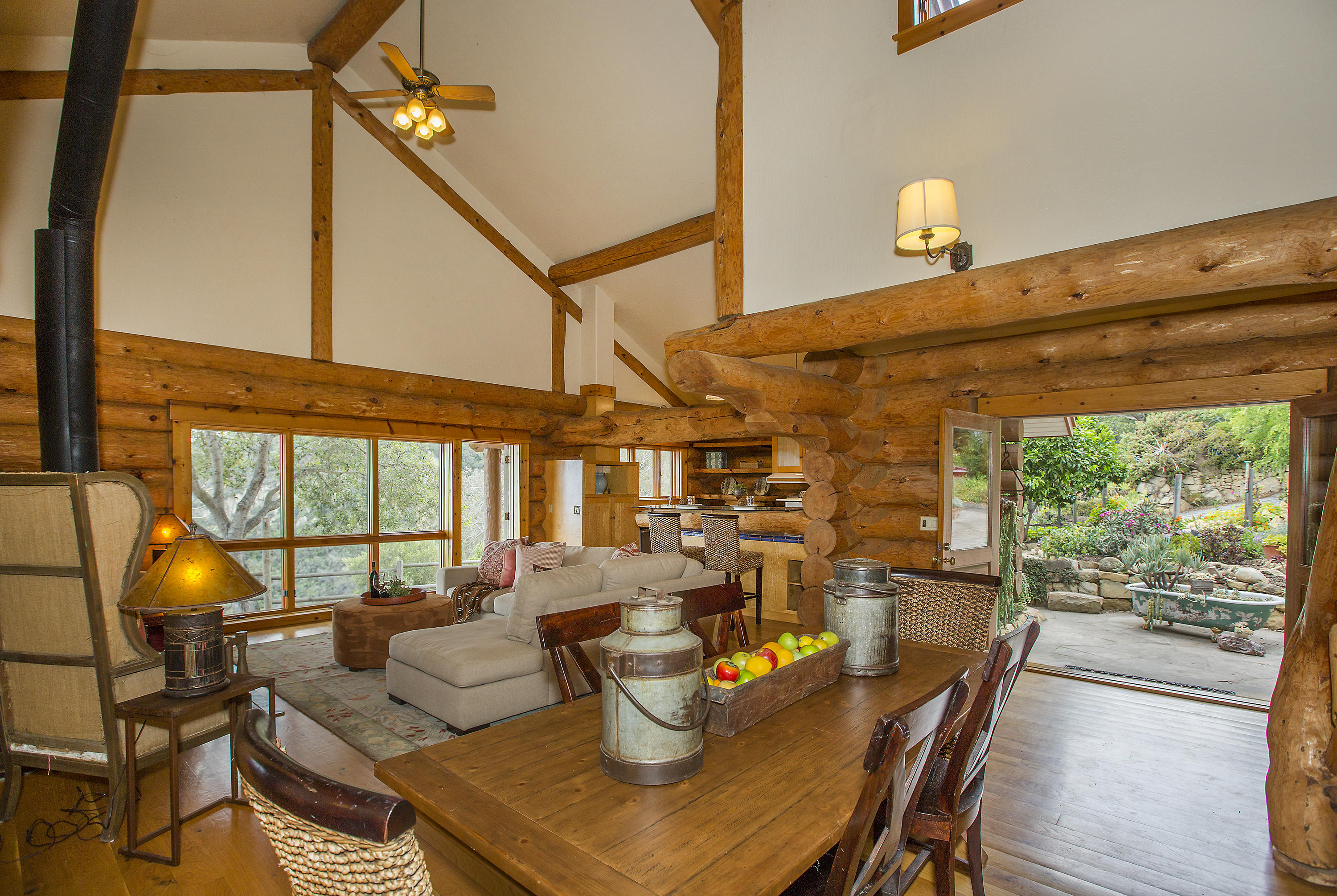 23 North San Marcos Road Santa Barbara, CA 93111 - Photo 8 of 20 Dining/Great Room