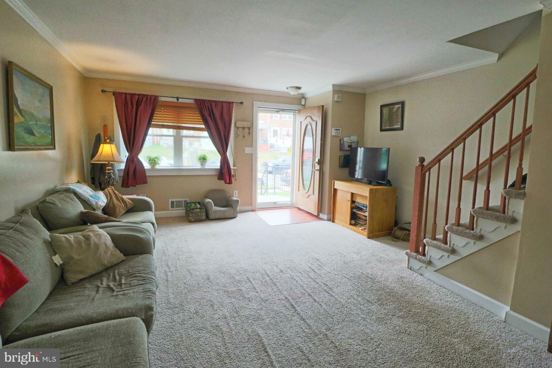 4459 Fenor Road Baltimore, MD 21227 - Photo 4 of 25