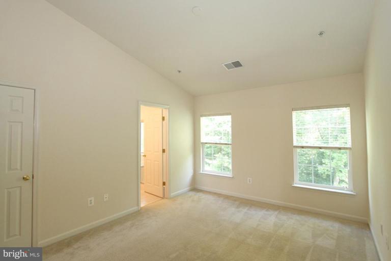 18724 Broken Oak Road Boyds, MD 20841 - Photo 14 of 17 Master Bedroom