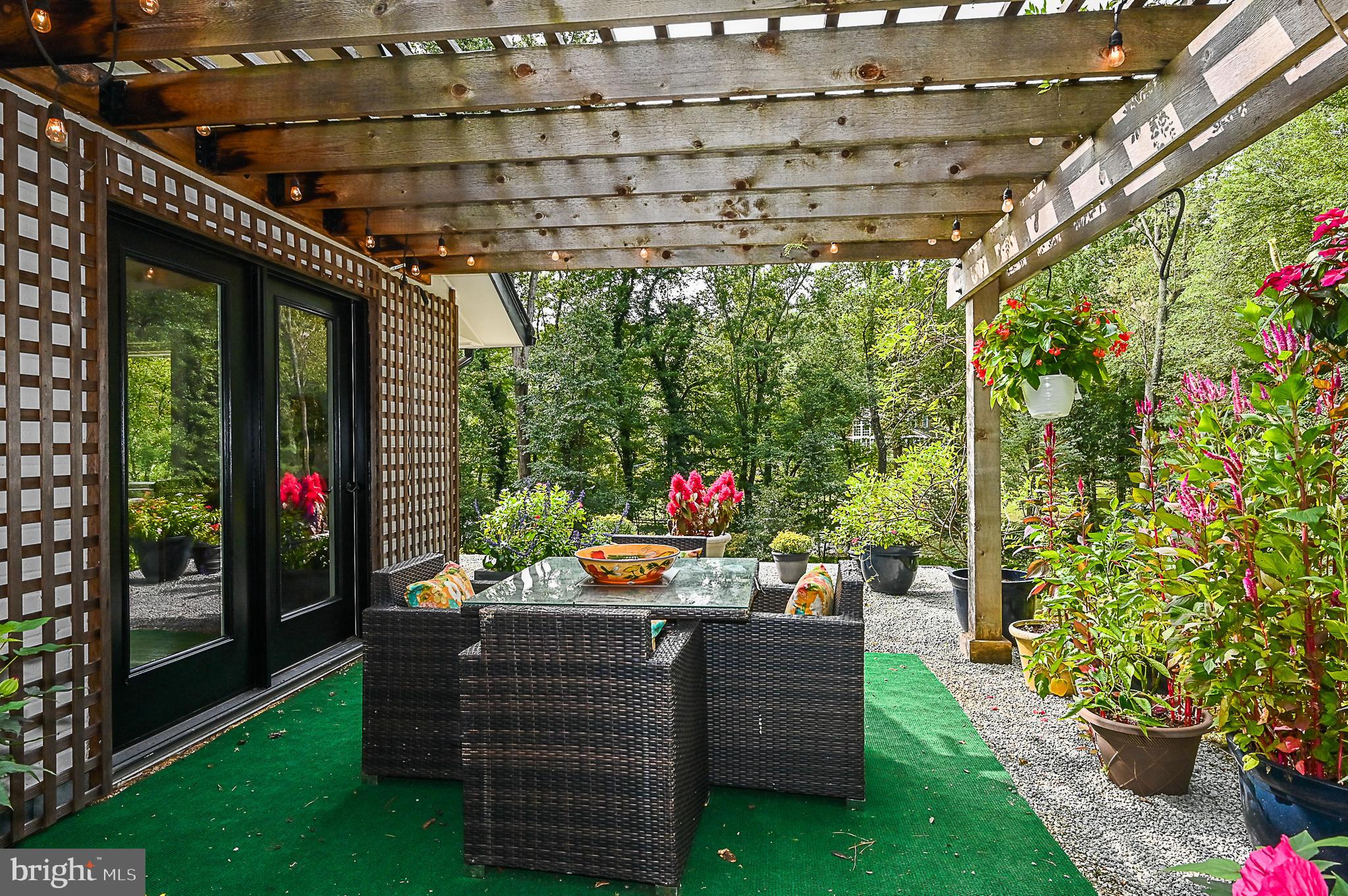 10600 Hunters Valley Road Vienna, VA 22181 - Photo 26 of 50 Terrace Pergola & Latticework