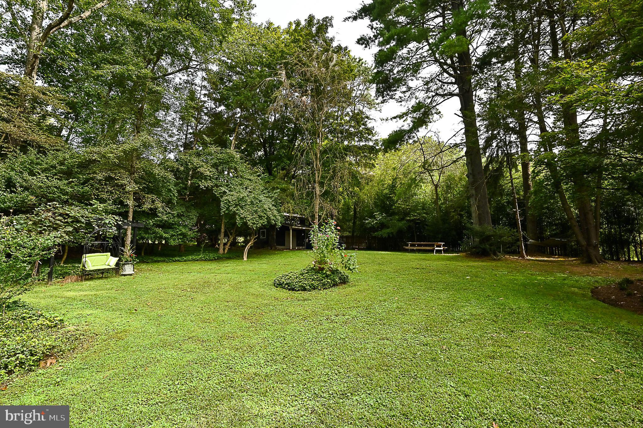 10600 Hunters Valley Road Vienna, VA 22181 - Photo 49 of 50 Ample Play Space in Rear Yard