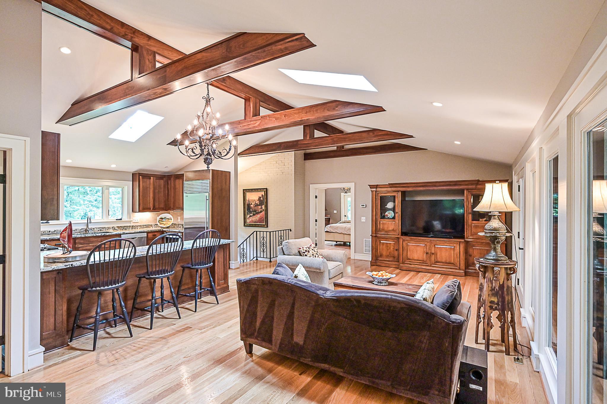 10600 Hunters Valley Road Vienna, VA 22181 - Photo 10 of 50 Open Flow Perfect for Entertaining