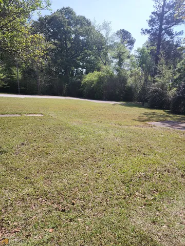 a view of an outdoor space and a yard