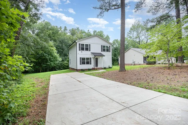 $289,900 | 415 Pinecroft Lane, Spencer, NC 28159