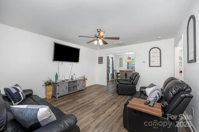 $289,900 | 415 Pinecroft Lane, Spencer, NC 28159