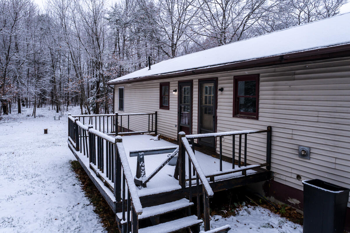 19 Rabbit Valley Road Oxford, ME 04270 - Photo 8 of 16 4-Back deck (1 of 4)