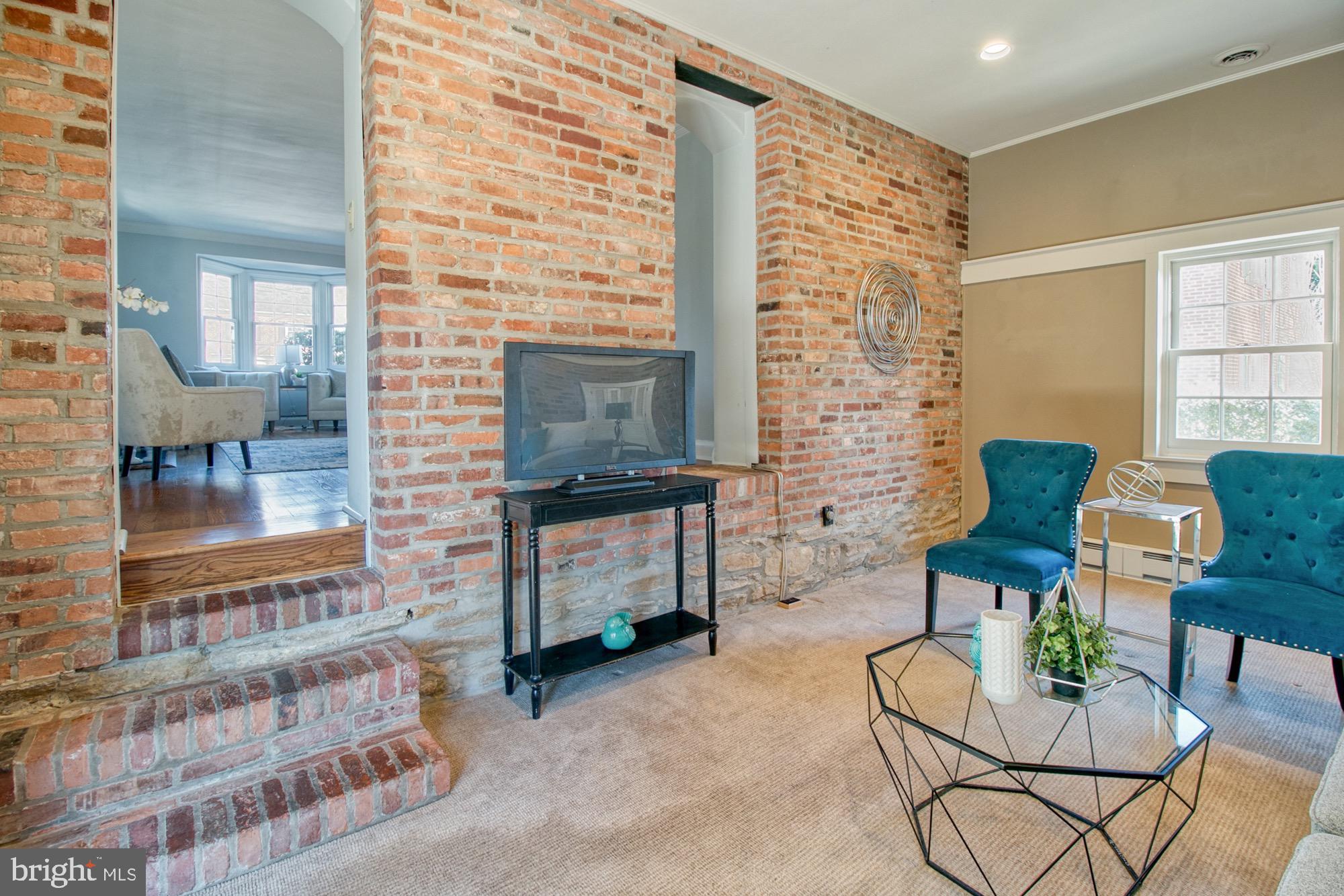 901 Greenleigh Road Baltimore, MD 21212 - Photo 12 of 81 Family Rm off Liv Rm