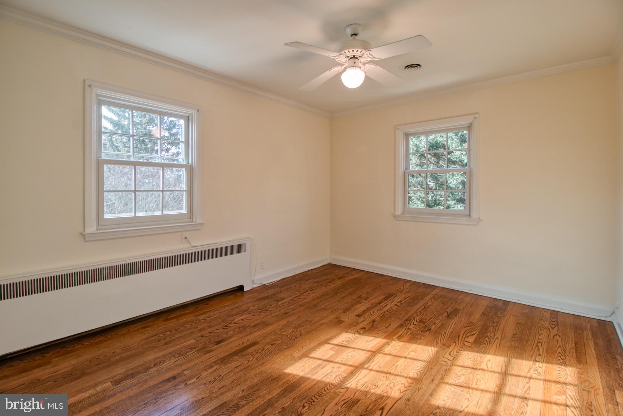901 Greenleigh Road Baltimore, MD 21212 - Photo 32 of 81 Bedroom #3 (above family room in rear)