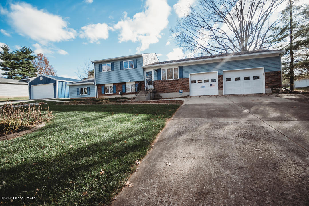 6316 Park Road Crestwood, KY 40014 - Photo 4 of 50 DSC_0424