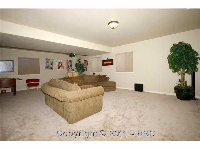 15883 Maple Hill Road Monument, CO 80132 - Photo 12 of 16 Gallery Image 12