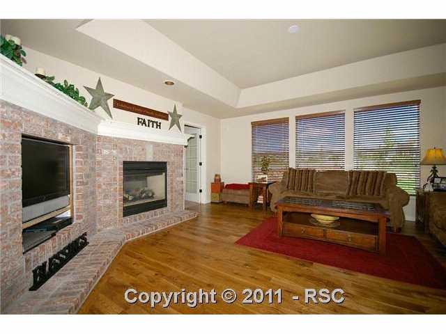 15883 Maple Hill Road Monument, CO 80132 - Photo 5 of 16 Gallery Image 5