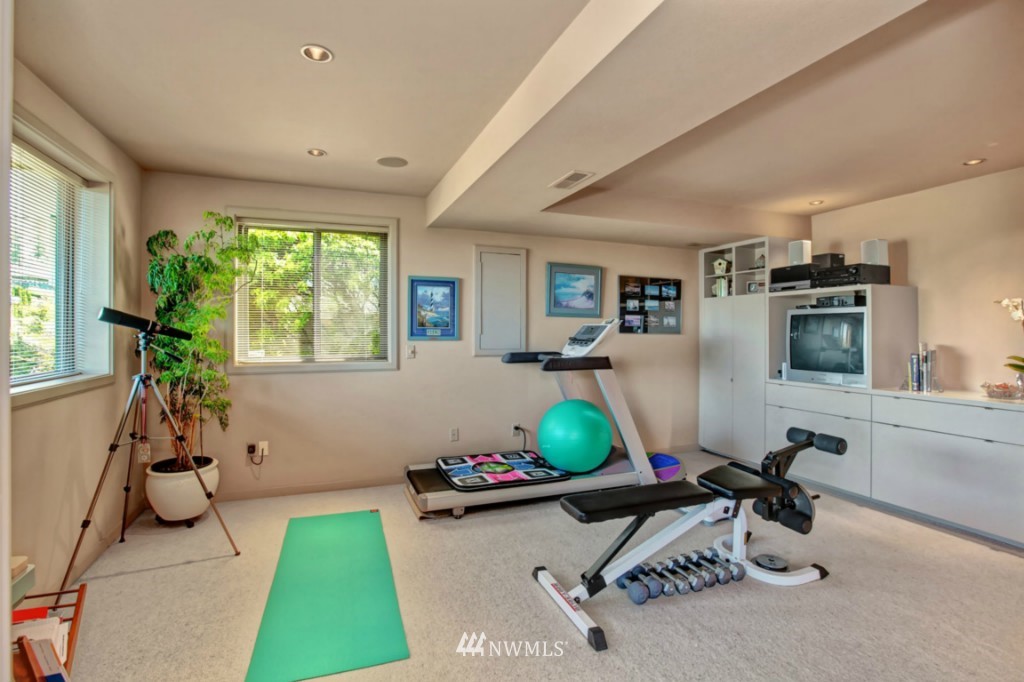 744 Walnut Street Edmonds, WA 98020 - Photo 12 of 19 Gallery Image 12