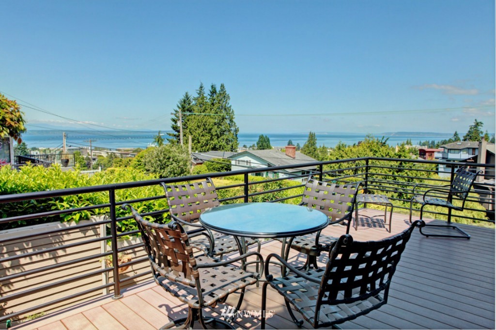 744 Walnut Street Edmonds, WA 98020 - Photo 5 of 19 Gallery Image 5