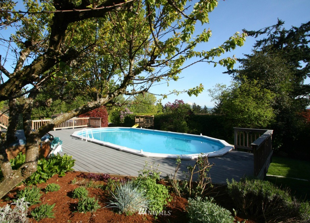 7117 South Langston Road Seattle, WA 98178 - Photo 5 of 15 Gallery Image 5