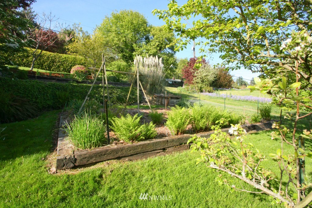 7117 South Langston Road Seattle, WA 98178 - Photo 6 of 15 Gallery Image 6