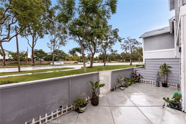 $700,000 | 25 Remington, Irvine, CA 92620