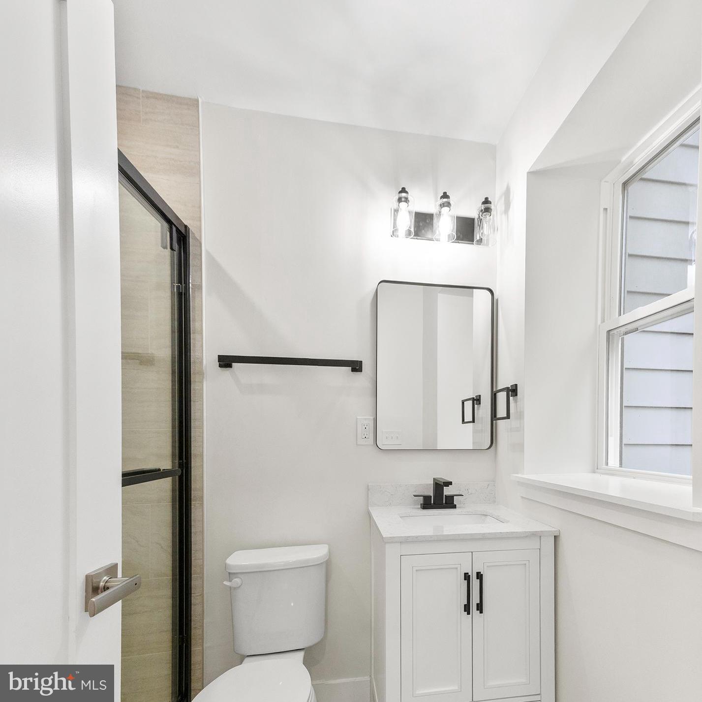 5404 4th Street Northwest, Unit 1 Washington, DC 20011 - Photo 11 of 28 Main Level Bathroom