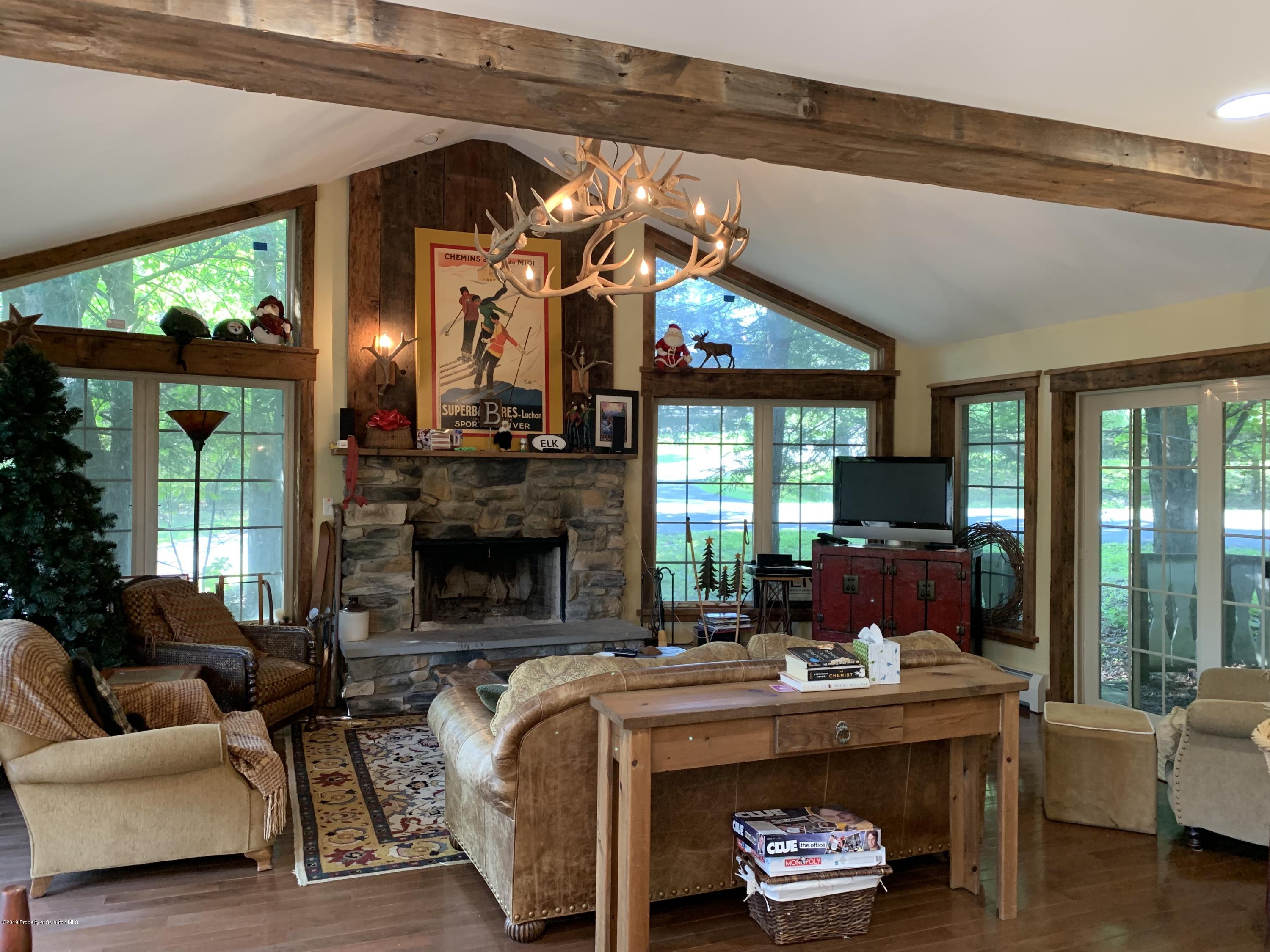 7 West Spring Loop Union Dale, PA 18470 - Photo 3 of 14 Gallery Image 3
