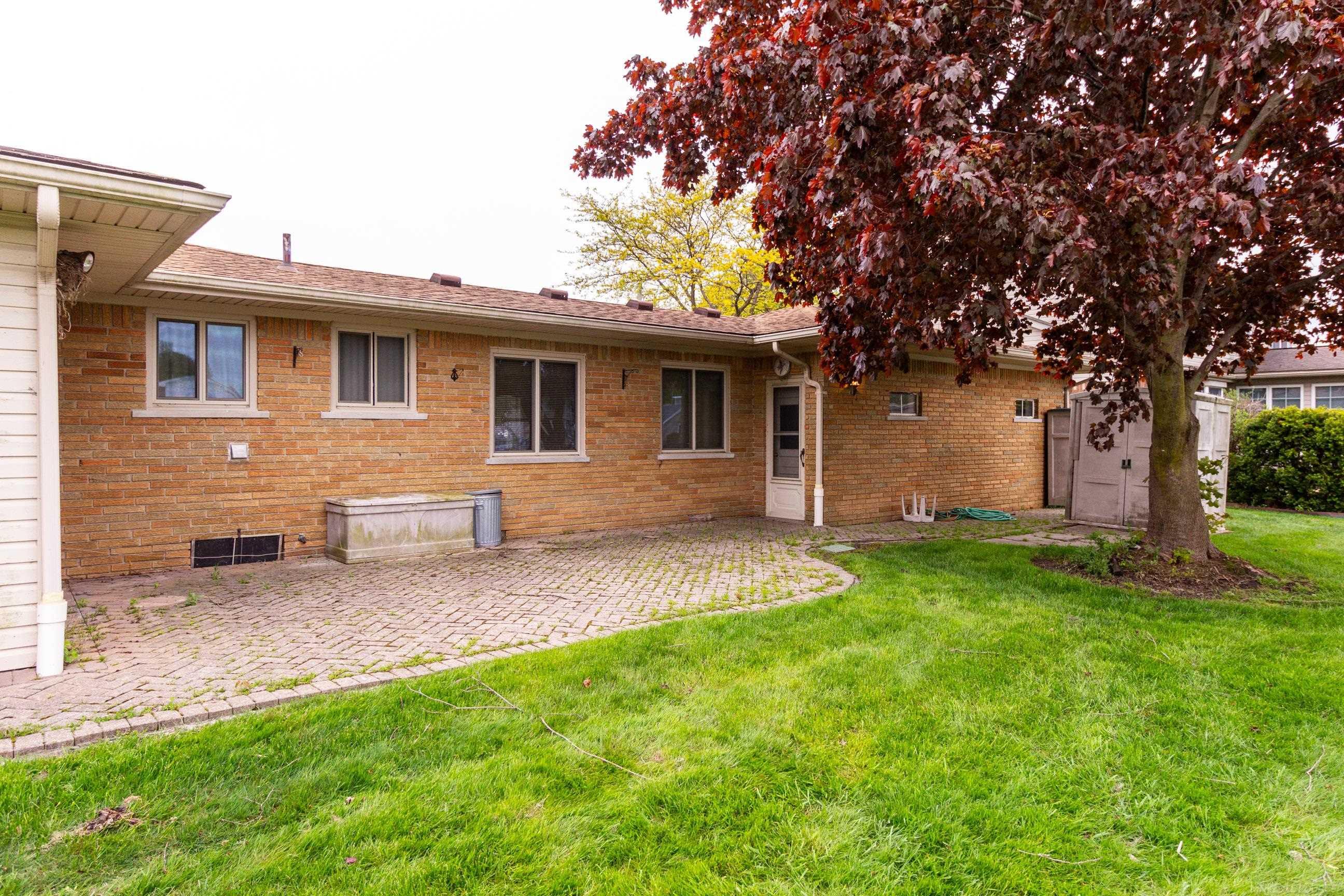 7218 Cardinal Road Algonac, MI 48001 - Photo 11 of 14 50142948-b8b462d1-6af6-41a2-985b-4e19647dc7e5.JPG