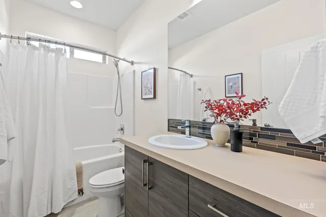 $550,000 | 3132 South Annett Avenue, Boise, ID 83705