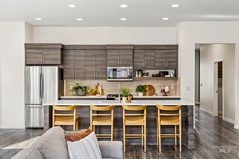 $550,000 | 3132 South Annett Avenue, Boise, ID 83705