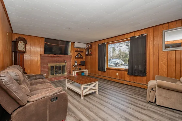 $230,000 | 1125 West Main Street, Dover Foxcroft, ME 04426