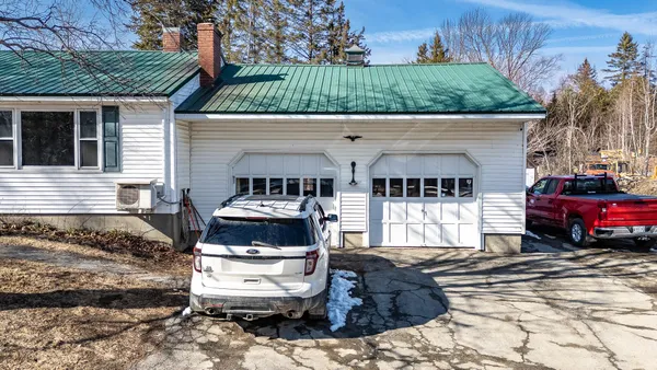 $230,000 | 1125 West Main Street, Dover Foxcroft, ME 04426