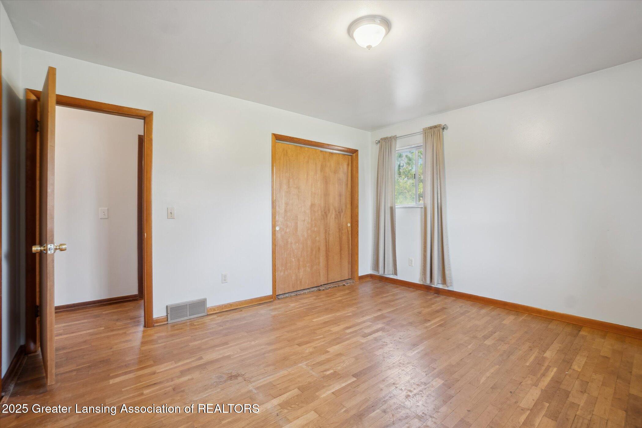 7700 West Beard Road Perry, MI 48872 - Photo 20 of 50 Bedroom
