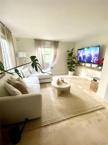 $3,000 | 4600 Southwest 67th Avenue, Unit 240, Miami, FL 33155