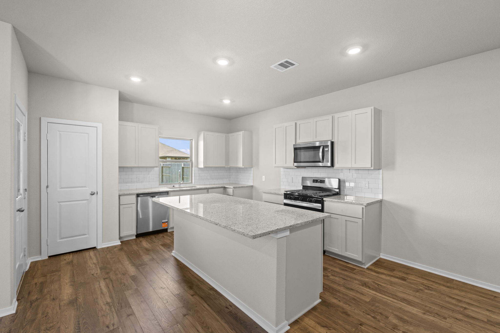 13319 Prado Rdg Lane Rosharon, TX 77583 - Photo 3 of 32 Gallery Image 3