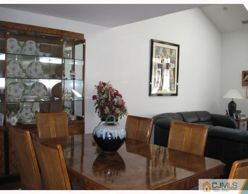 67 F Winthrop Road Monroe Township, NJ 08831 - Photo 3 of 9 Gallery Image 3