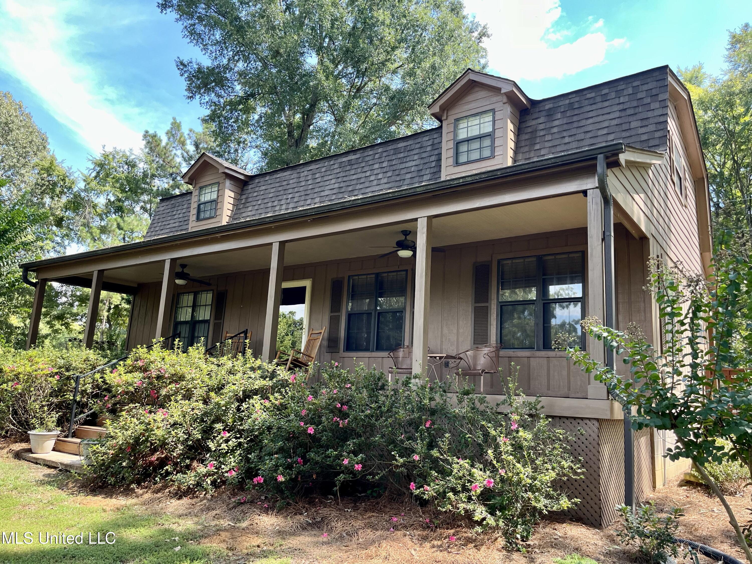 85 Linwood Road Senatobia, MS 38668 - Photo 3 of 17 85 LINWOOD ROAD, Senatobia,MS