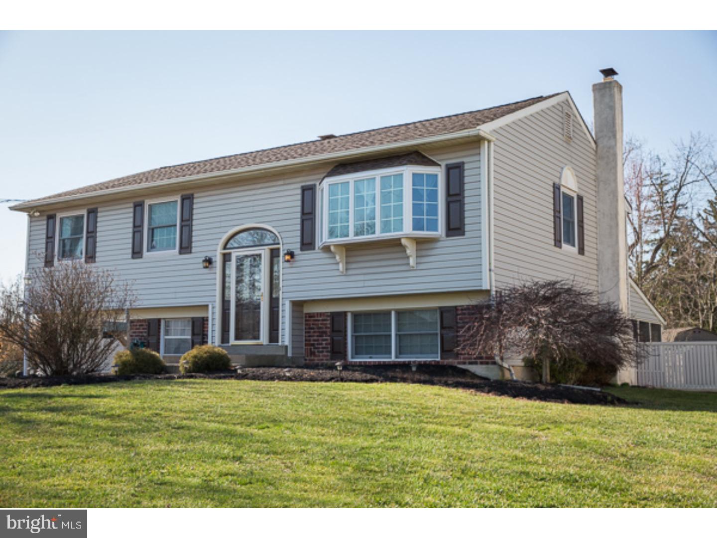 554 Byron Road Warminster, PA 18974 - Photo 1 of 24 Exterior Front