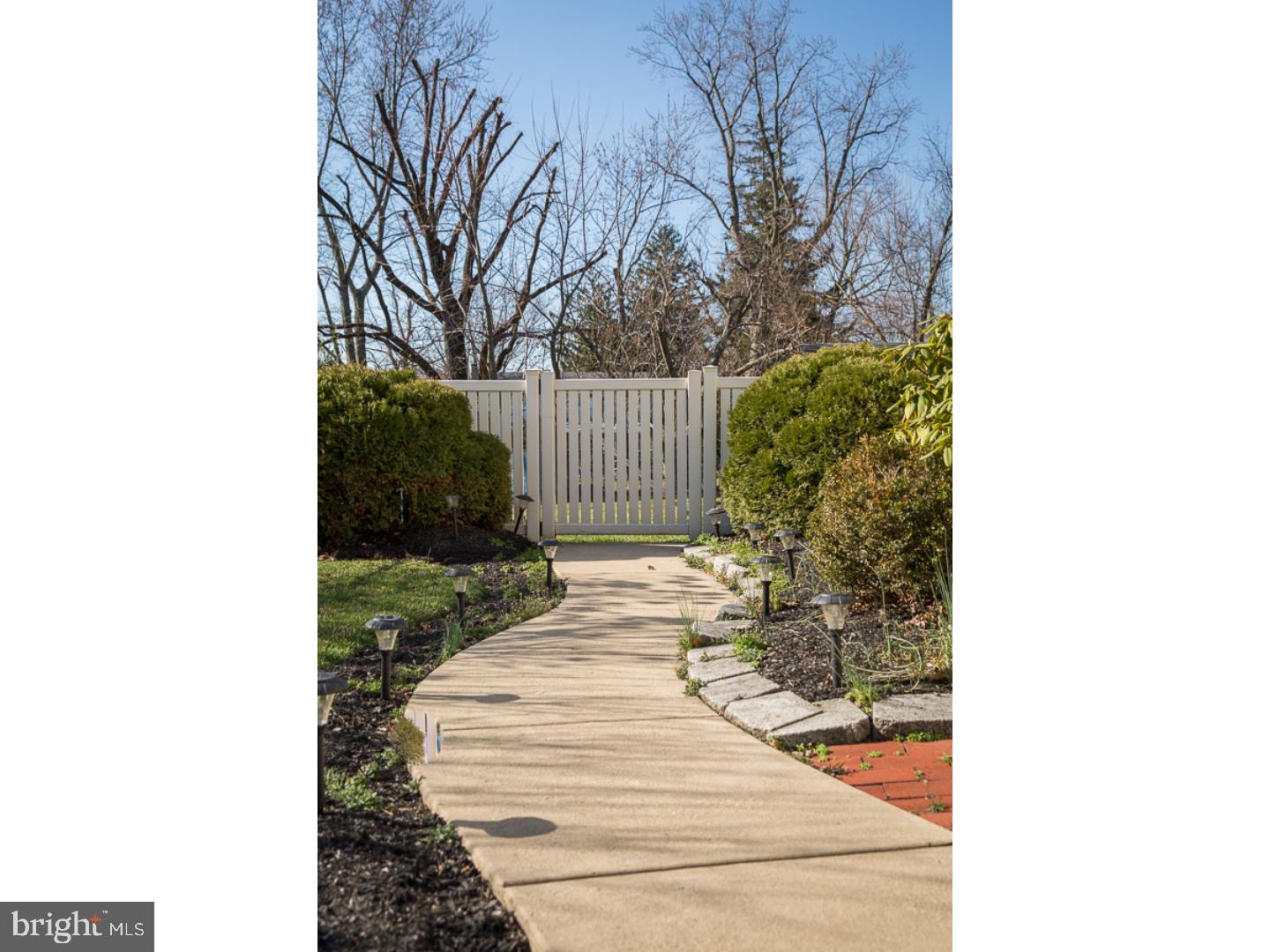 554 Byron Road Warminster, PA 18974 - Photo 3 of 24 Side Yard