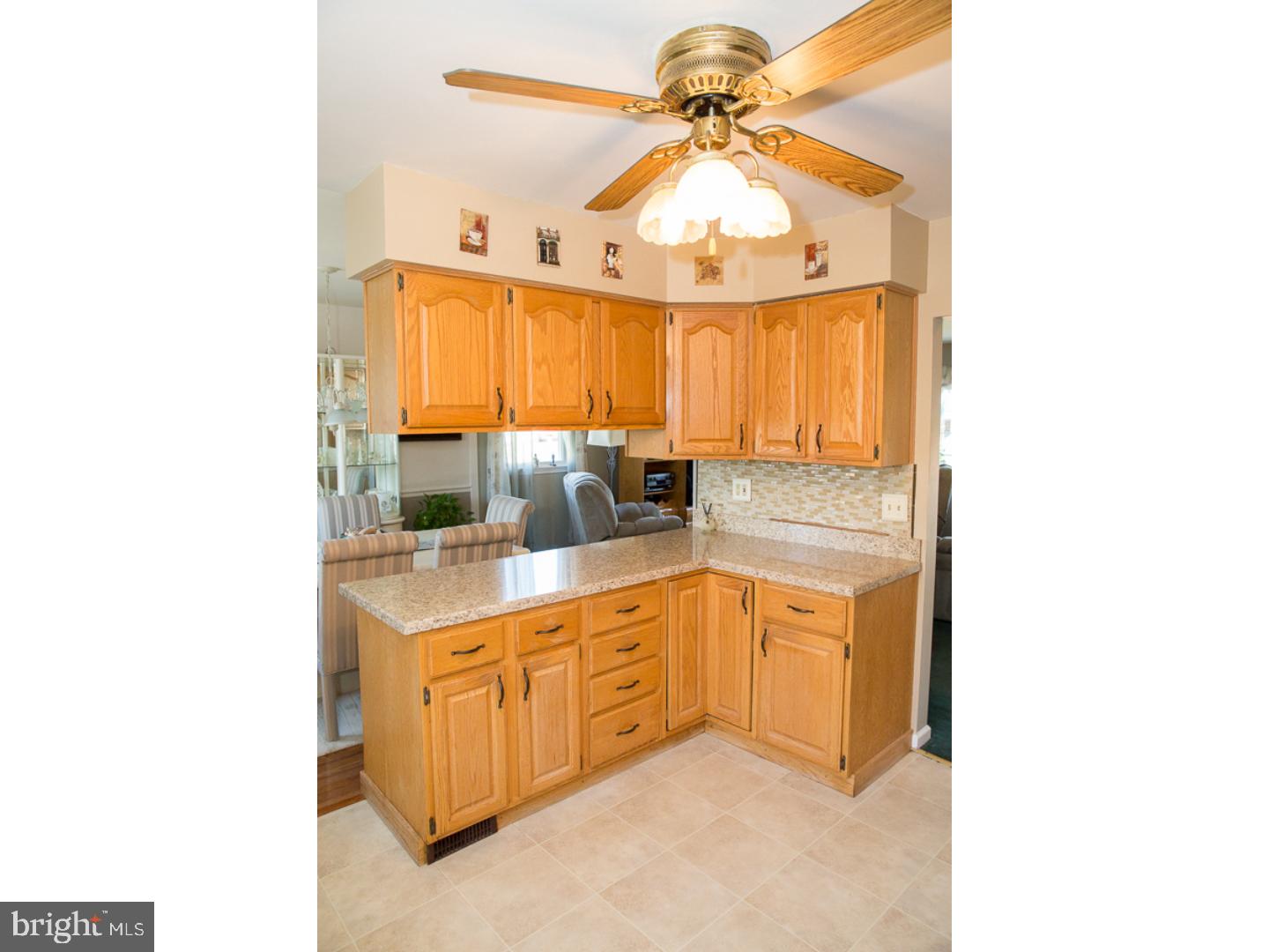 554 Byron Road Warminster, PA 18974 - Photo 10 of 24 Kitchen