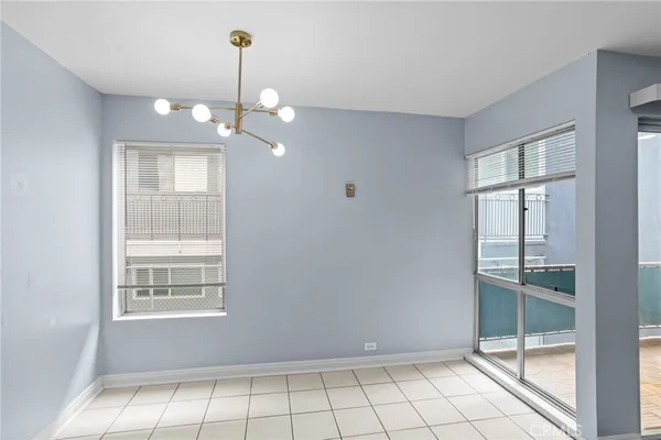 $2,600 | 3939 East Allin, Unit 106, Long Beach, CA 90803