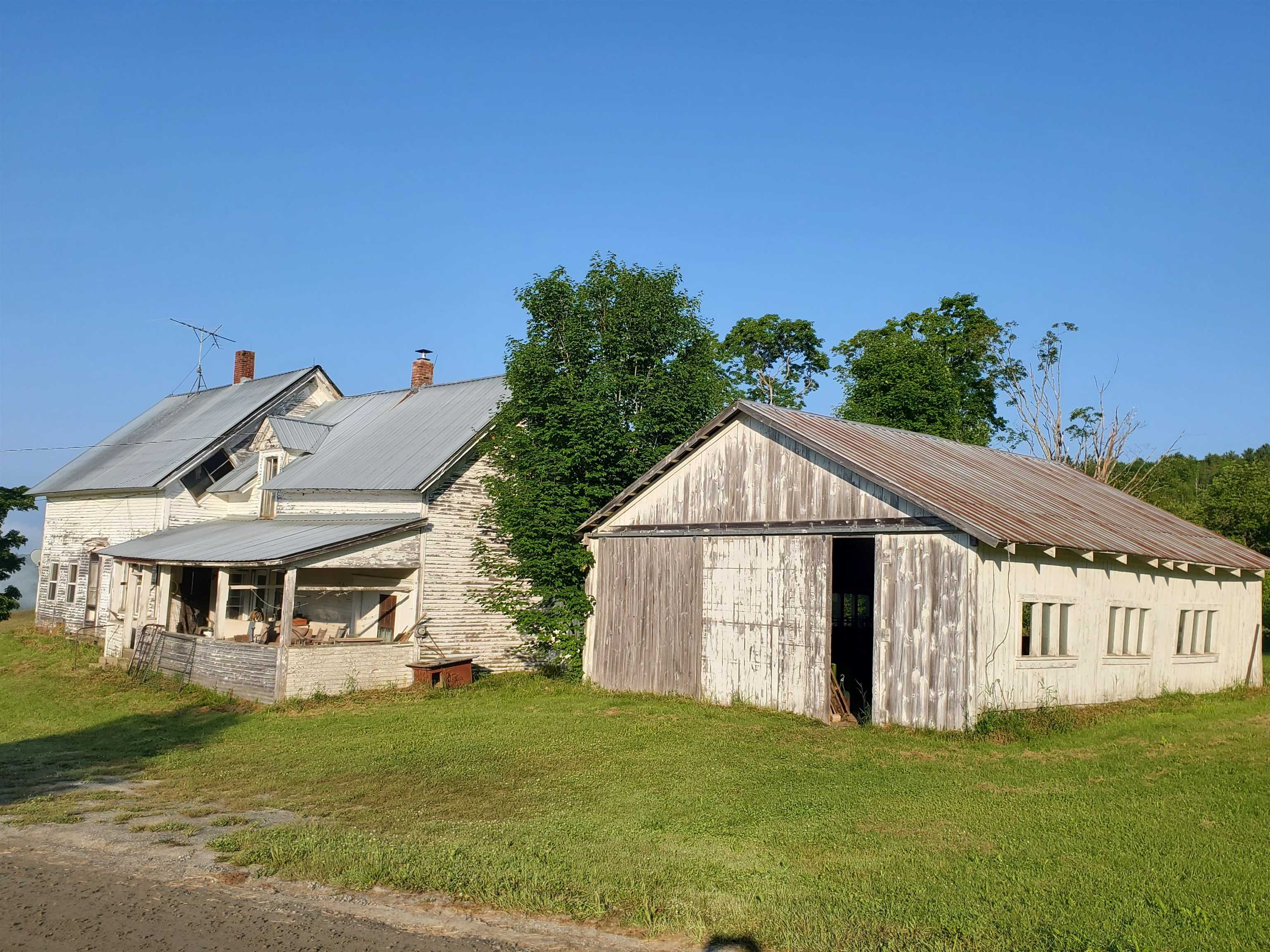 128 Valley View Road Waterford, VT 05819 - Photo 9 of 42