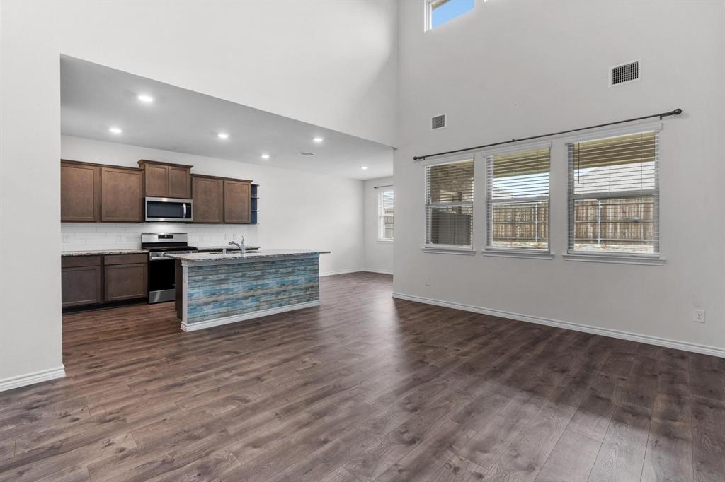 606 Rawhide Way Princeton, TX 75407 - Photo 4 of 23