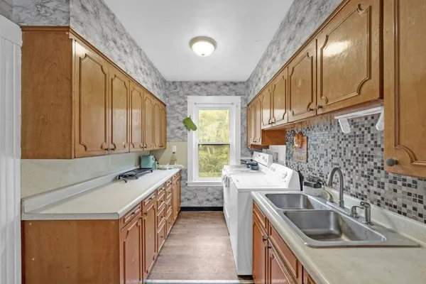 $485,000 | 50 Fairlawn Avenue, Southbridge, MA 01550