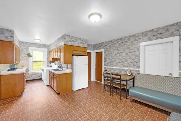 $485,000 | 50 Fairlawn Avenue, Southbridge, MA 01550