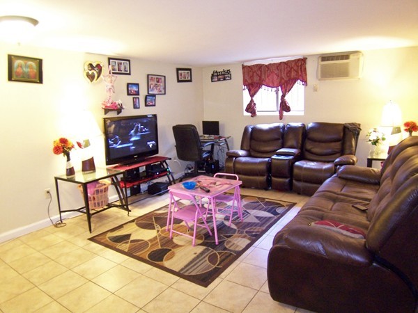 6 Hayes Road, Unit 2A Boston, MA 02131 - Photo 4 of 9 Gallery Image 4