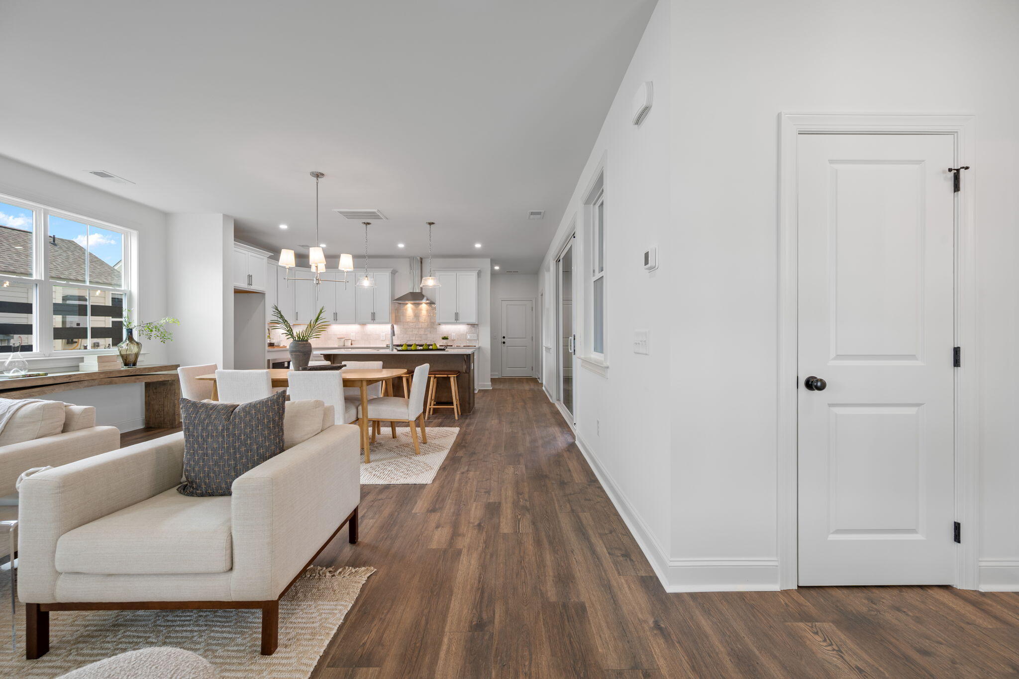 333 Trailmore Lane Summerville, SC 29486 - Photo 9 of 59 10-web-or-mls-IMG_5806