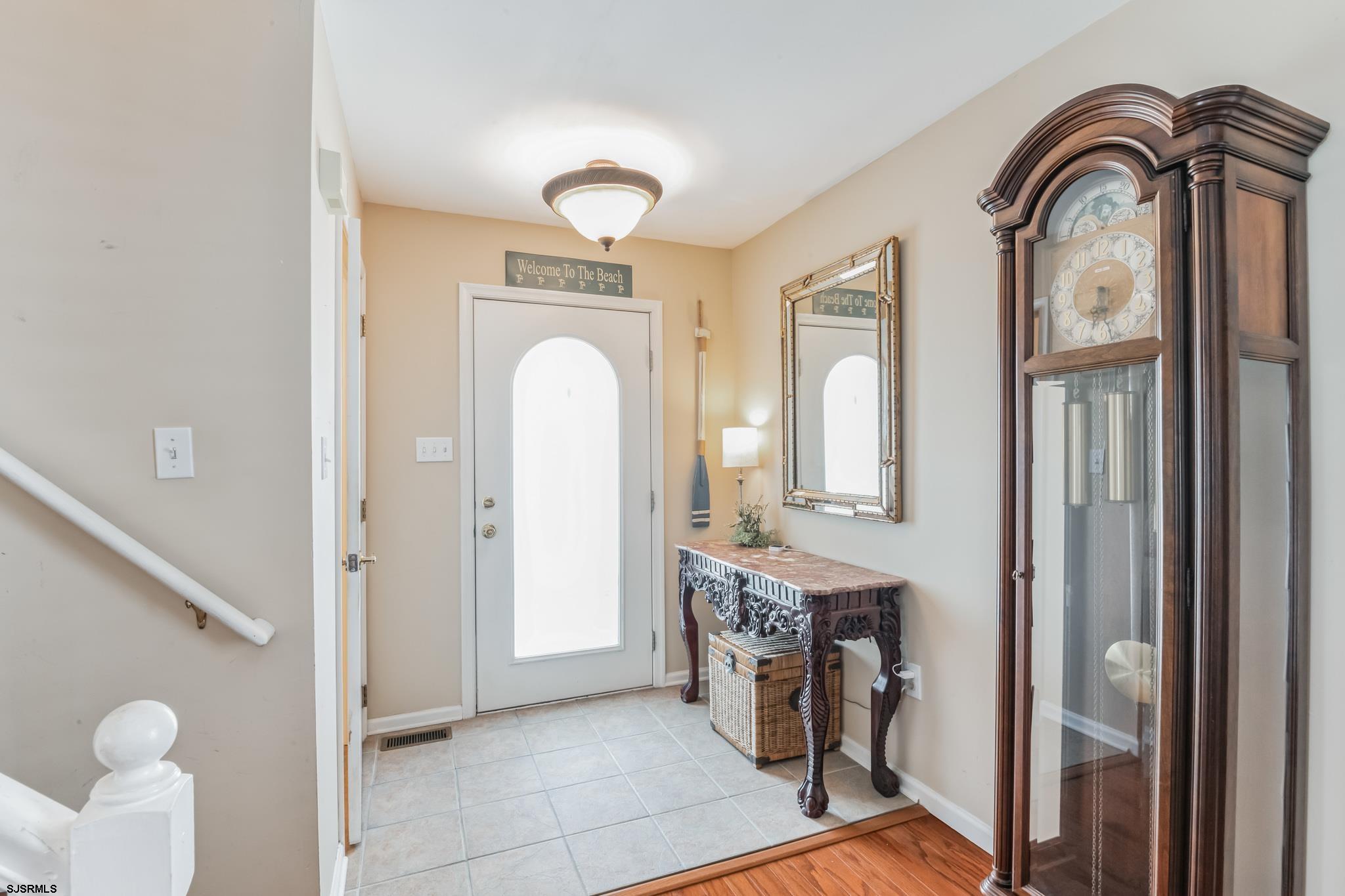 1 MacDonald Place Brigantine, NJ 08203 - Photo 5 of 36 a view of livingroom with furniture
