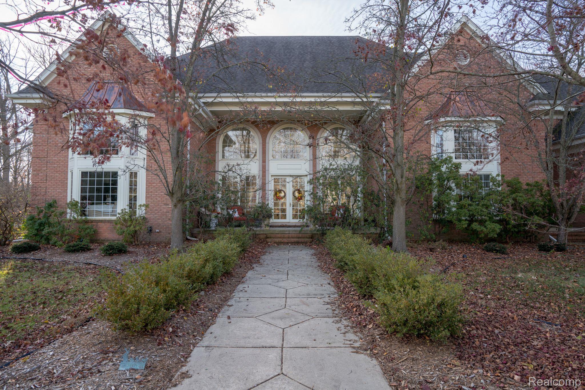 8543 Bridge Road Grosse Ile, MI 48138 - Photo 3 of 53 Gallery Image 3