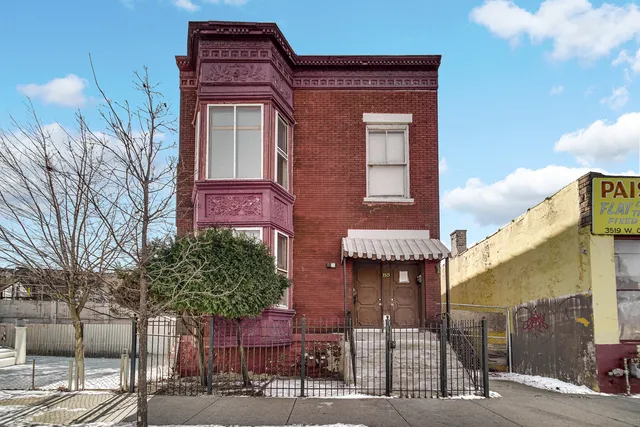 $199,000 | 3515 West Cermak Road, Chicago, IL 60623